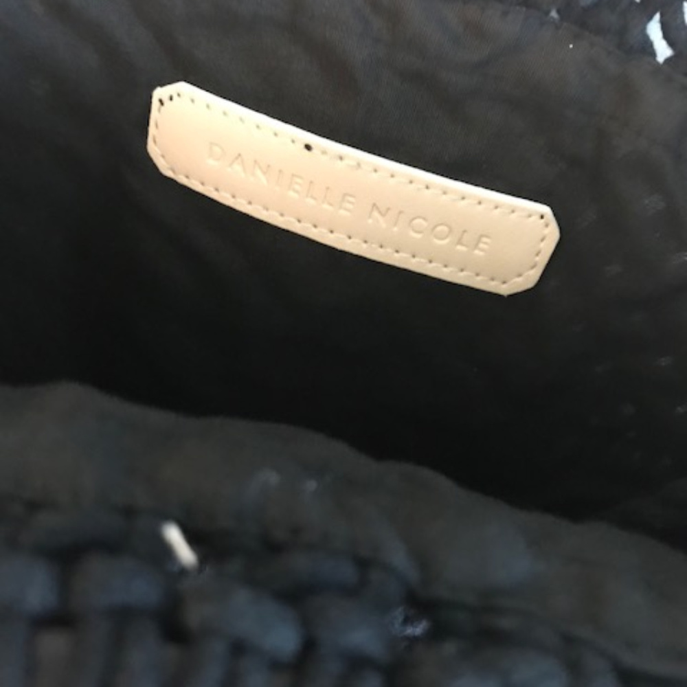 Danielle Nicole Macrame Handbag Box Of Style - image 5